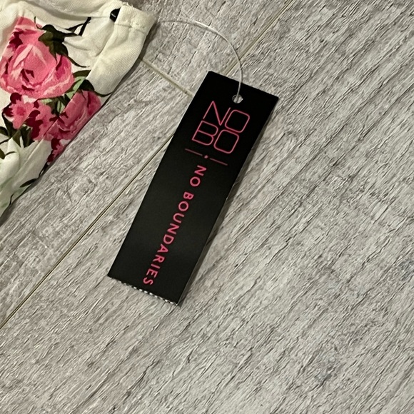 NWT Floral Racerback Tank - Picture 4 of 11